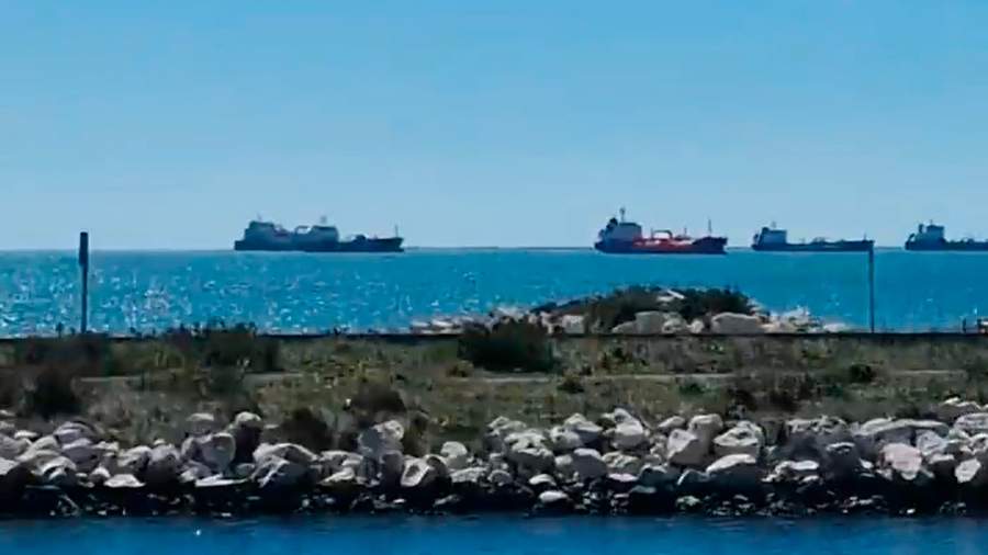 Более 50 танкеров застряли в заливе Фос-сюр-Мер из-за забастовок во Франции<br />
