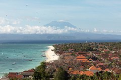 Индонезия захотела ввести новый налог для туристов